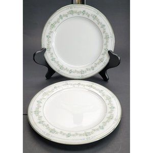 Noritake Norwood Salad Lunch Plates Set of 2 Pretty Floral 8.25" CR161
